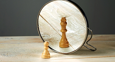 Bencillik karşısında kişiyi koruyan sınırlara ihtiyaç var