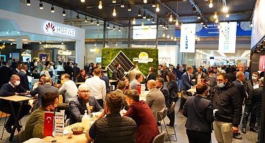 Enerjisini Güneşten Alanların Fuarı Solarex İstanbul 06 Nisan'da 15.kez global ziyaretçisine kapılarını açıyor. 