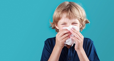 GELİŞİGÜZEL BURUN AÇICI SPREY KULLANMAYIN!