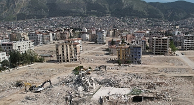 Hatay'da bina yıkım ve enkaz kaldırma çalışmaları 78 mahallede devam edecek
