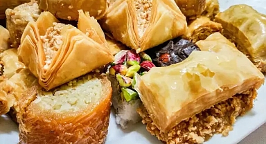 İftarda yapılan hafif ve lezzetli şerbetli tatlılar