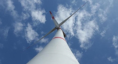 İngiltere ve Hollanda'dan Kuzey Denizi'ne 1,8 gigavat kapasiteli elektrik hattı