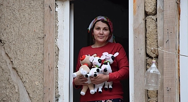 İnternetten öğrendiği amigurumi tekniğiyle 4 yılda binlerce oyuncak ördü