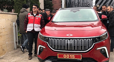 Kabine üyeleri, Ankara Spor Salonu'na Togg ile geldi 