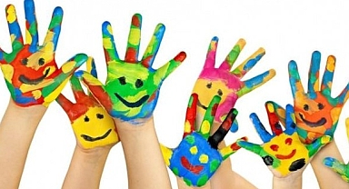 Karşılıklı gülümseme ve parmak takibi olmaması Otizme işaret ediyor