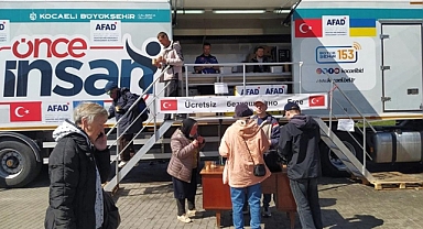 Kocaeli'den Ukrayna'ya gönderilen yemek tırı savaş mağdurlarına hizmet verdi