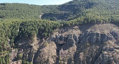 Kurumcu Şelalesi, doğaseverlerin uğrak noktası oldu