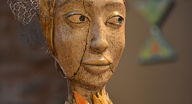 “LALE VE KADIN” SERGİSİ İSTANBUL LALE VAKFI’NDA AÇILDI 