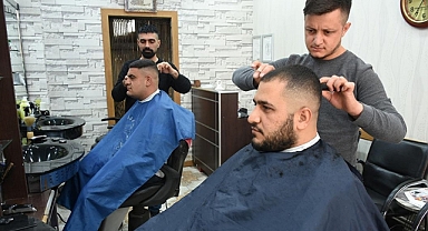 Malatya'da depremzede berber ve kuaförler bayram öncesi iş yerlerini açtı