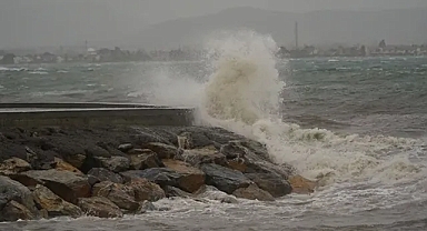 Meteoroloji'den Kuzey Ege'de kısa süreli fırtına uyarısı 