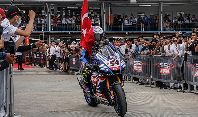 Milli motosikletçiler Hollanda'da piste çıkacak