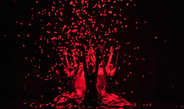 Nisan Ayında AKM’de sahnelenecek…