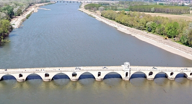 Nisan yağmurları Meriç ve Tunca nehirlerinin debisini artırdı