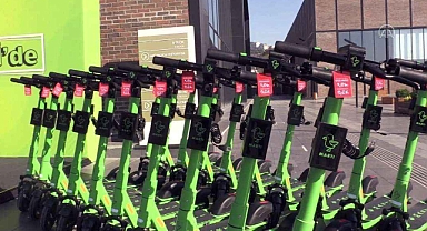 Paris, elektrikli scooter kiralanmasını yasaklıyor 