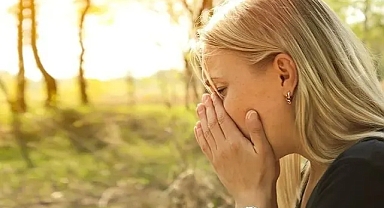 Saman nezlesi tedavi edilmezse astıma kadar gidebilir