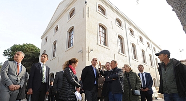 Sanatsal cazibe merkezi olacak tarihi Alsancak Tekel Fabrikası 29 Nisan'da açılacak