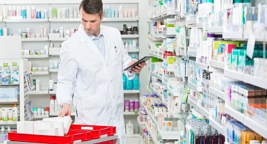 Tüm zorlu koşullara rağmen ilaçta üretim artıyor