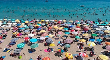 Turizm gelirlerinde bu yıl tüm zamanların rekoru hedefleniyor 