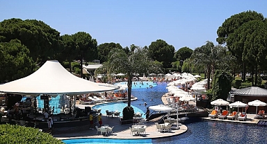  Turizm sektöründe ara tatille birleşen bayramla beklenti arttı