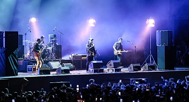 TÜRKİYE’NİN SAHNESİ TURKCELL VADİ’DE ROCK RÜZGARLARI ESECEK