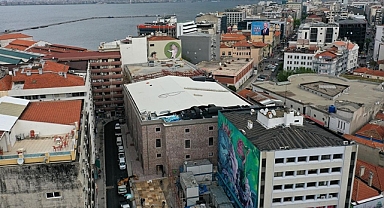 Yeniden yapılan İzmir İktisat Kongresi Binası açılışa hazırlanıyor