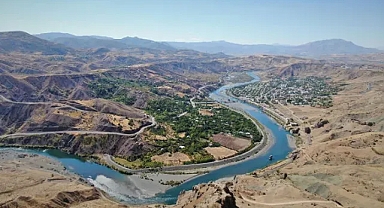 7 bin yıllık tarihi Palu ilçesi! İlk ziyaretçilerini ağırladı