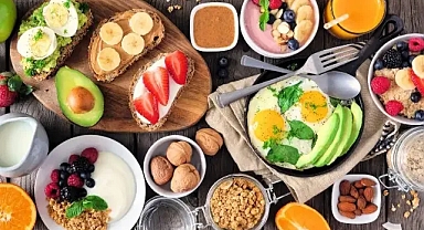 ABD'li diyetisyenden kahvaltı önerileri: Gün boyu enerjik ve moralli olmak için ne yemeli? 