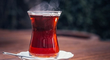 Aşırı sıcak çay içenler dikkat