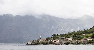 Batı Balkanlar'ın en küçük ülkesi Karadağ 17 yaşında