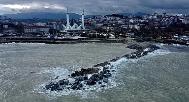 Batı Karadeniz'in doğusunda yarın için fırtına uyarısı