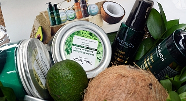 Cildinizi ve saçınızı TheLifeCo'nun değerli yağlarıyla besleyin!