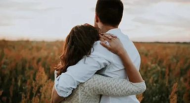 Cinsel ilişki yaşlanmayı durduruyor! Araştırmalar çarpıcı sonucu ortaya çıkardı, cildi gençleştiriyor