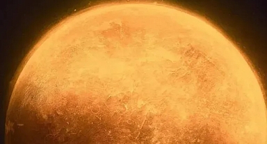 Dünya'nın 4 katı büyüklüğündeki Güneş lekesi, teleskopsuz görülecek hale geldi 