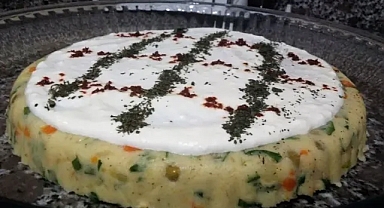 Et yemeklerinin yanına farklı bir lezzet. Patates ezme tarifi... Damak çatlatıyor