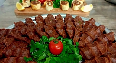 Evde Çİğ Köfte Nasıl Yapılır?