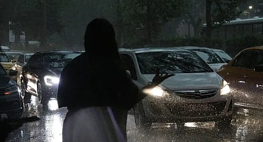 İzmir, Manisa ve Aydın ve Ankara için kuvvetli sağanak uyarısı