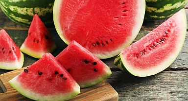 Karpuz nasıl seçilir? Karpuz hakkında ilginç bilgiler…