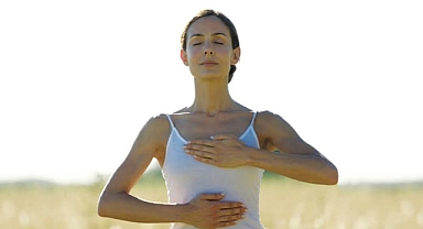 Kişiyi Rahatlatıp Sakinleştiren Nefes Egzersizi: Kare Nefes Tekniği