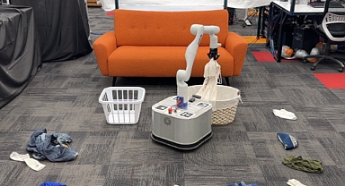 Odanızı toplayıp çamaşırlarınızı ayırabilen robot geliştirildi 