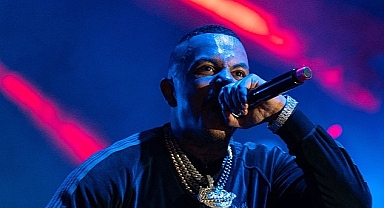 RAP DÜNYASININ ÜNLÜ İSMİ LUCIANO ÇOCUKLAR İÇİN SAHNEDEYDİ:DAYANIŞMA KONSERİNE BÜYÜK İLGİ 