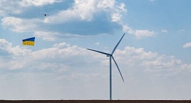 Savaştaki Ukrayna, geçen yıl İngiltere’den daha fazla rüzgar türbini inşa etti