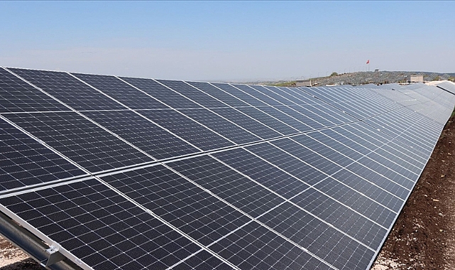 Türkiye'nin güneş enerjisi kurulu gücü 10 bin megavat sınırında