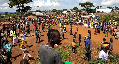 Uganda'da aşırı yağışın yol açtığı toprak kaymalarında 18 kişi hayatını kaybetti