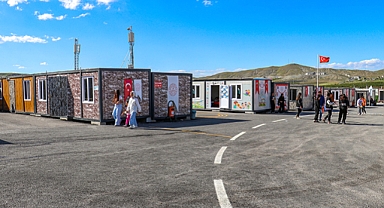 Van'dan Malatya'ya 18 konteyner okul