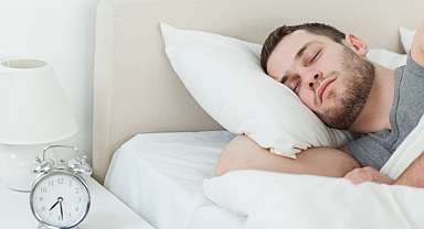 YATAKTAN KALKAMIYORSANIZ VE GÜN İÇİNDE DİKKATİNİZ DAĞILIYORSA…