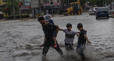 ABB: Ankara’da nüfus artışına rağmen ihmal edilen altyapı sele neden oldu