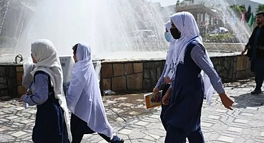 Afganistan'da ilkokula giden 77 kız çocuğu zehirlendi