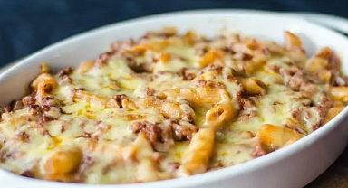 Akşam Yemeğine 10 Dakikada Makarnayla Hazırlanan Mac And Cheese Tarifi!