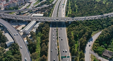 Bayram tatili için yola çıkacak sürücülerin yaz sıcağına da dikkat etmesi önem taşıyor
