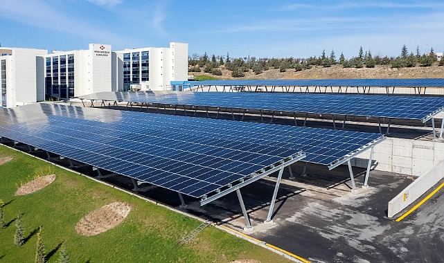BORÇELİK, TÜRKİYE’NİN AKTİF OLARAK ÇALIŞACAK EN BÜYÜK CARPORT PROJESİNE DESTEK OLDU
